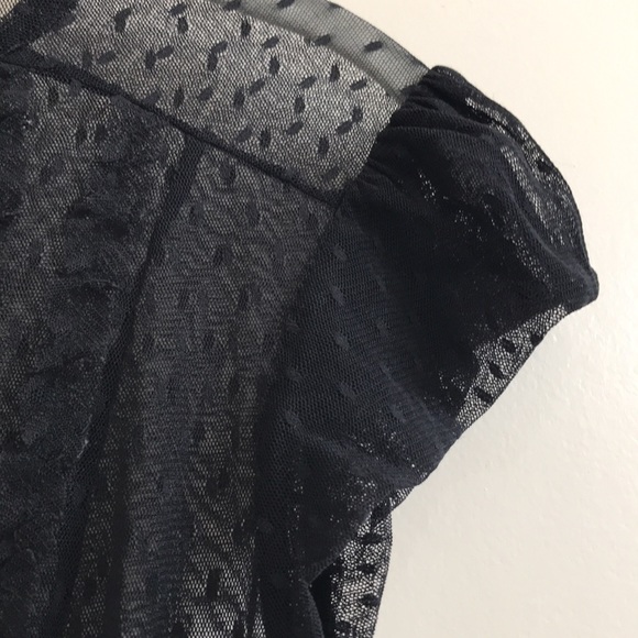 Mesh polka dot ruffle blouse - Picture 5 of 6